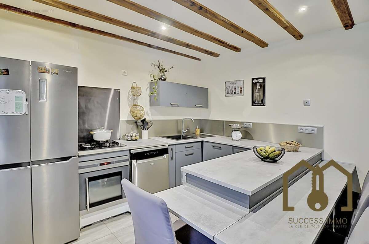 Maison 145 m² à Rignieux-Le-Franc  - photo 5
