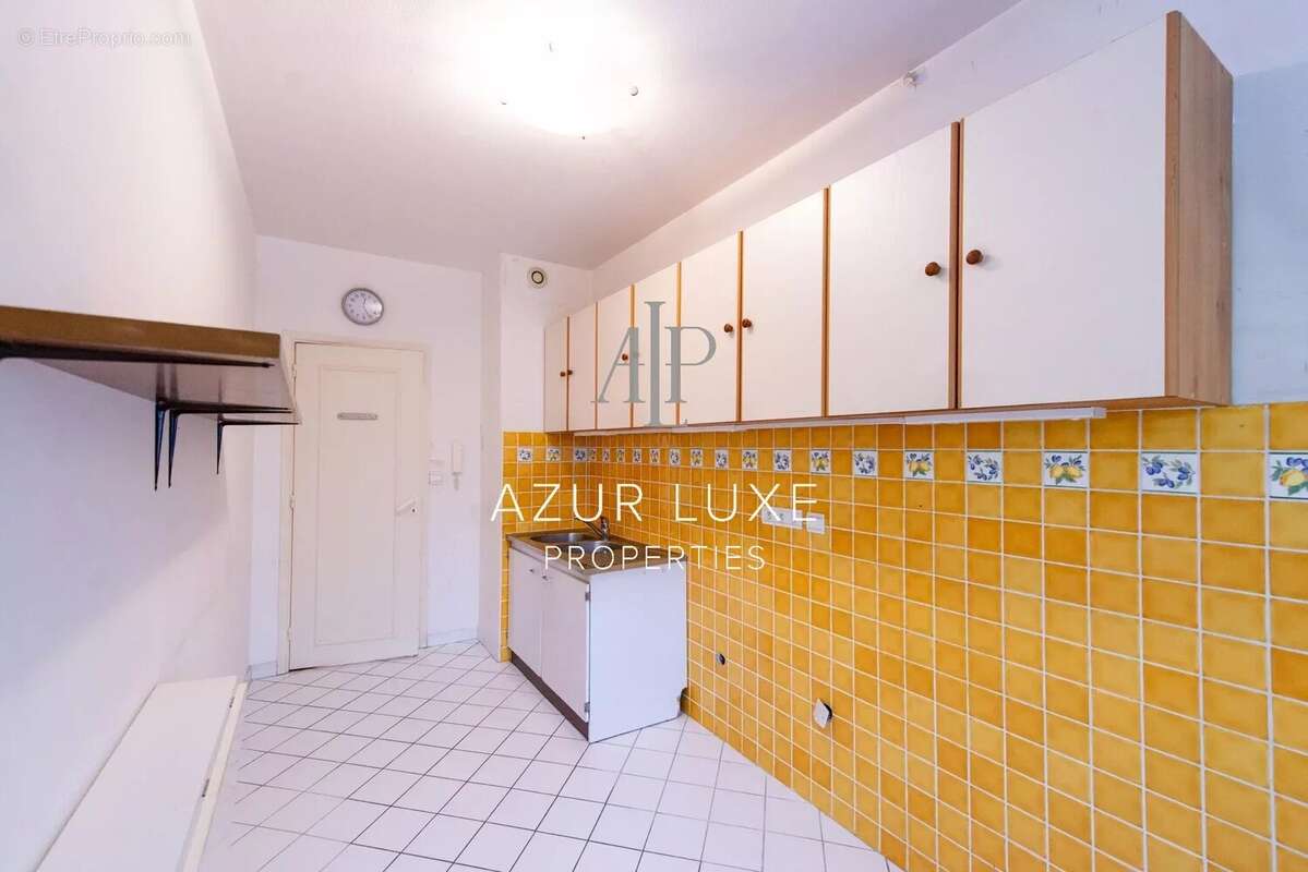 Appartement à BEAULIEU-SUR-MER