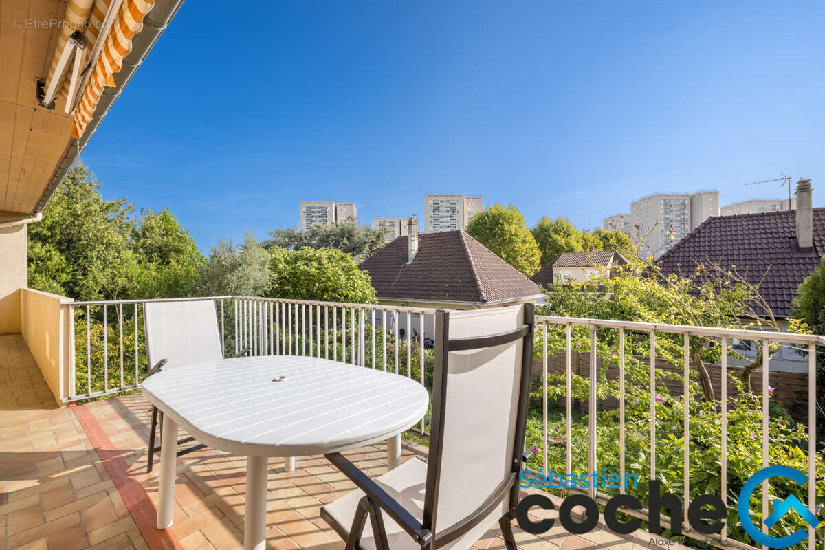 Maison à VENISSIEUX