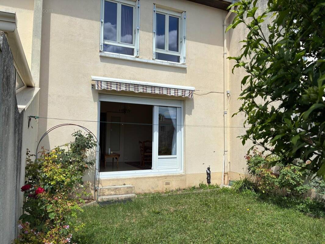 Photo 1 - Maison à JOUE-LES-TOURS