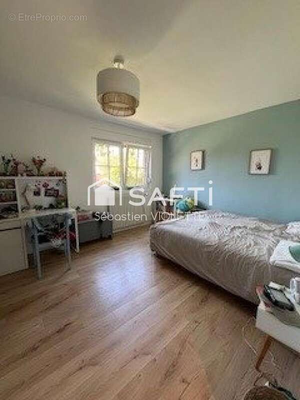 Maison 274 m² à Genech  - photo 6