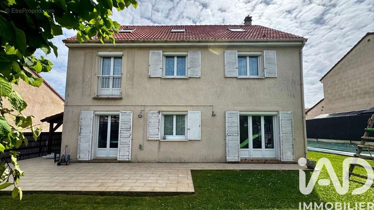 Photo 3 - Maison à CERGY