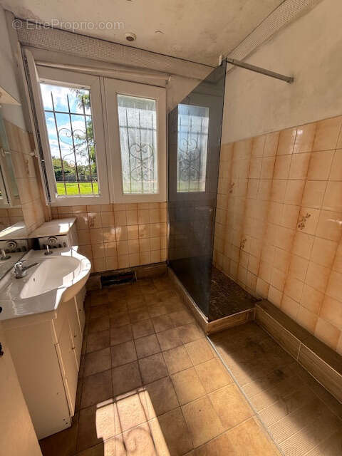 Maison à SAINT-AIGULIN