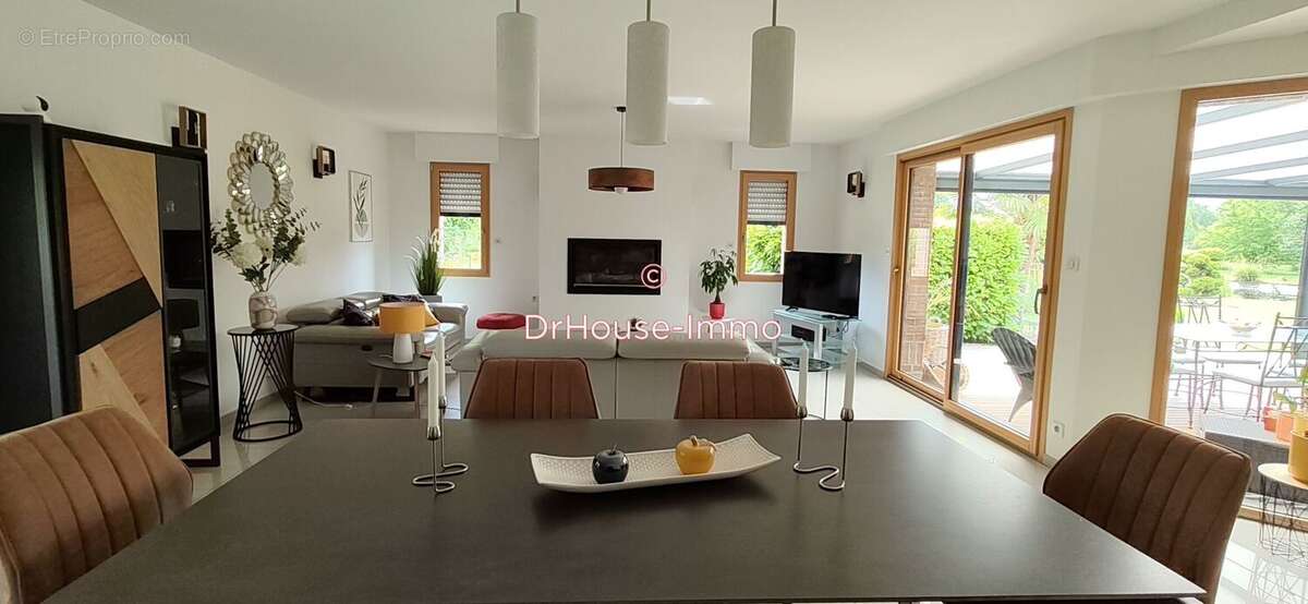 Maison 277 m² à Saint-Amand-Les-Eaux  - photo 24