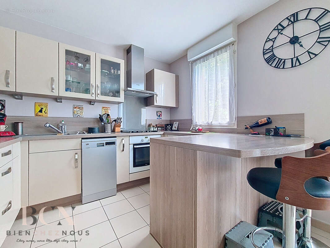 Appartement à MAFFLIERS