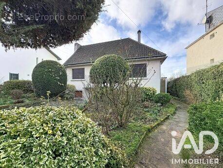 Photo 1 - Maison à MONTFERMEIL