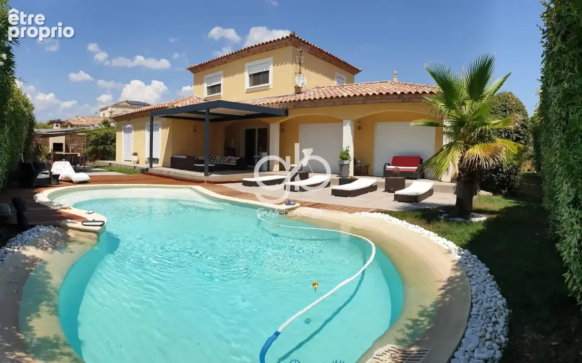 Villa d'exception 4 chambres avec piscine et jardin arboré - photo 2