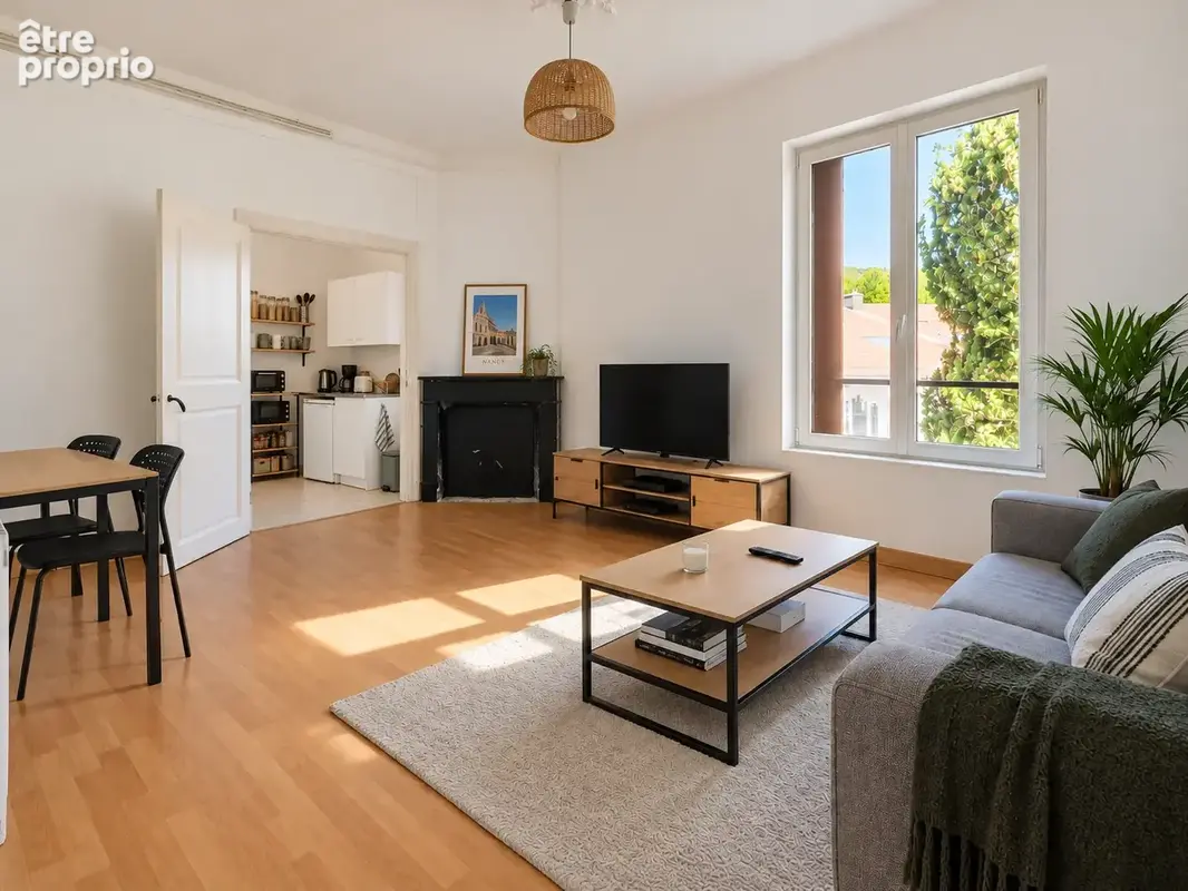 Bel appartement 2 pièces avec vue panoramique - photo 2