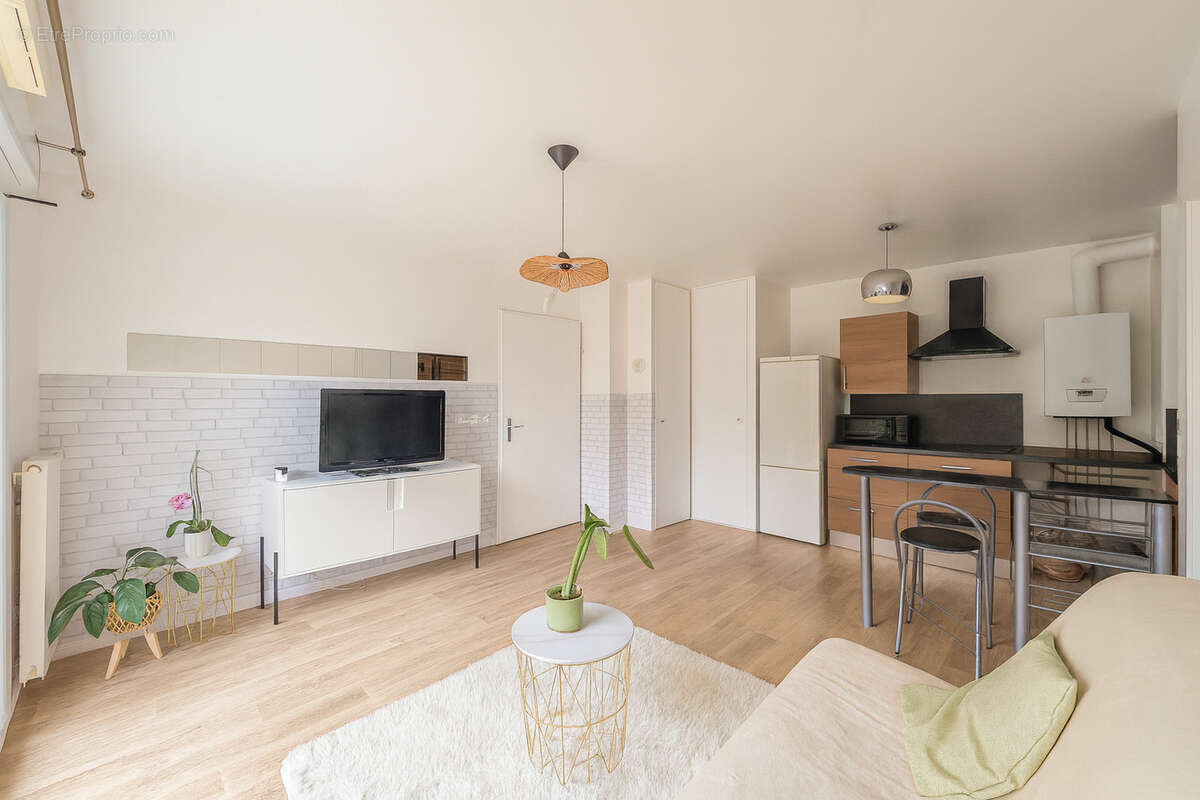 Appartement à CESSON