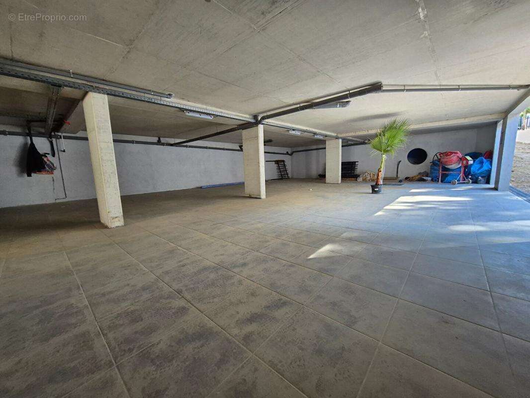 Appartement à SIX-FOURS-LES-PLAGES