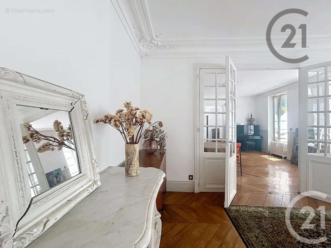 Appartement à FONTAINEBLEAU