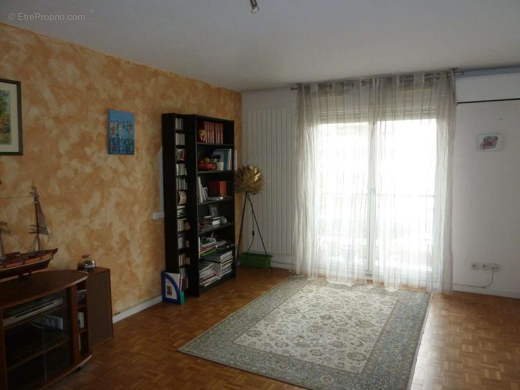 Appartement à LYON-8E