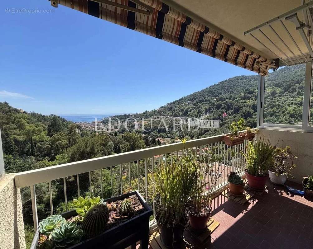 Appartement à MENTON
