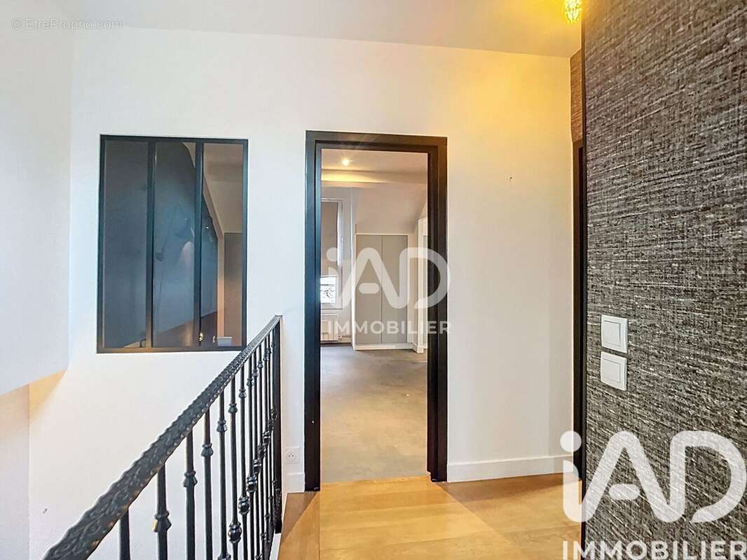 Photo 8 - Maison à SAINT-MAUR-DES-FOSSES