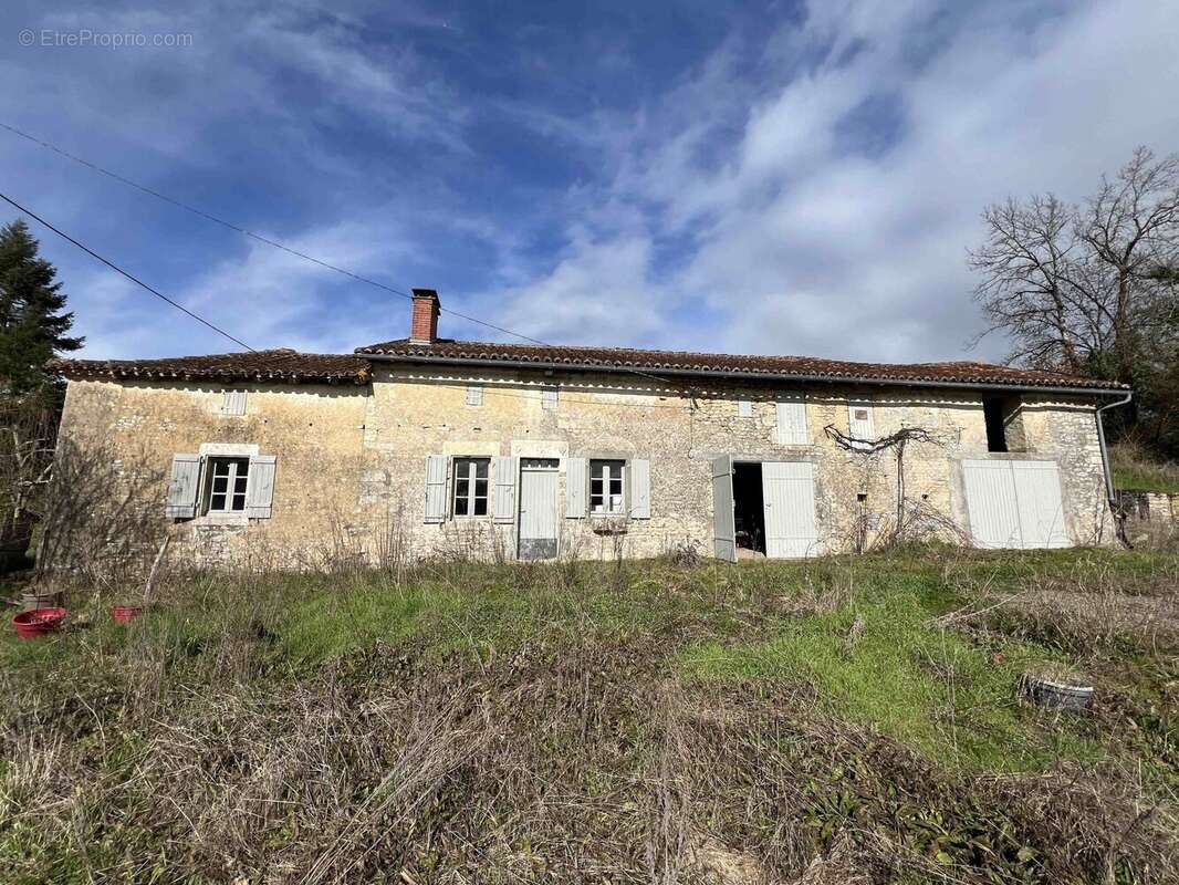 Maison à SAINT-CLAUD