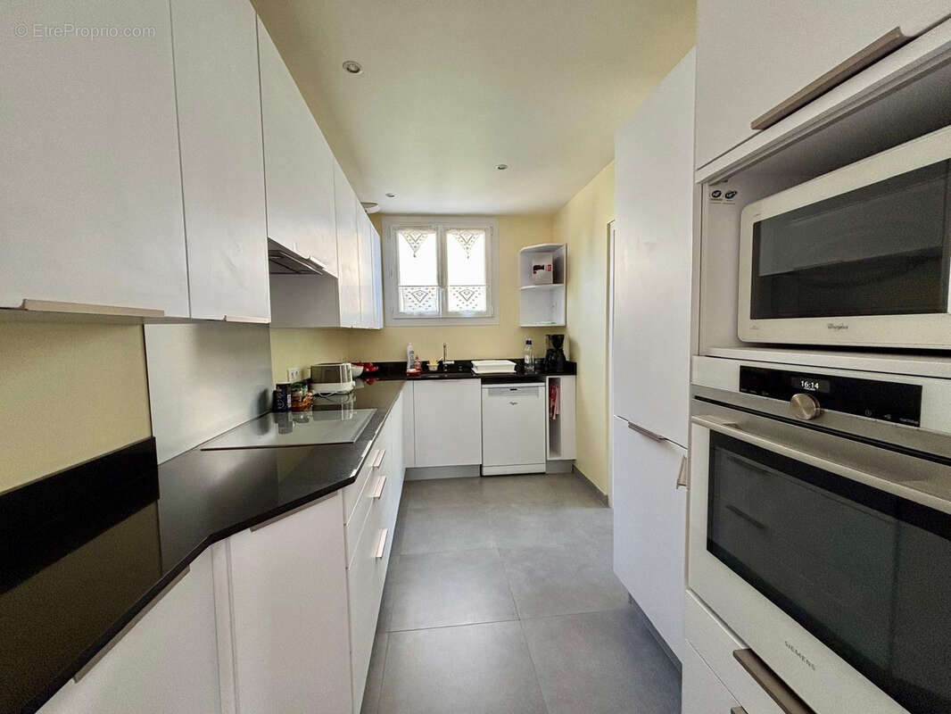 Maison à SAINT-MAUR-DES-FOSSES