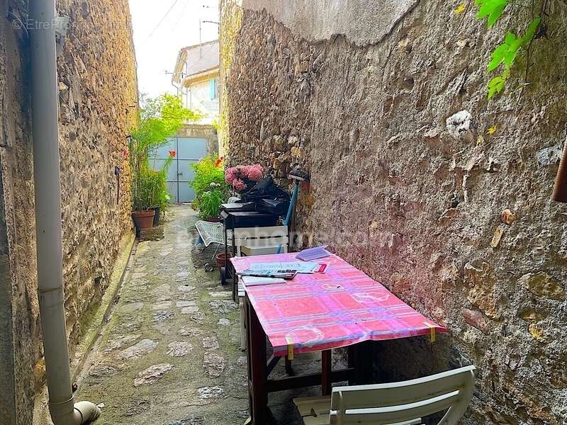 Maison à CASCASTEL-DES-CORBIERES