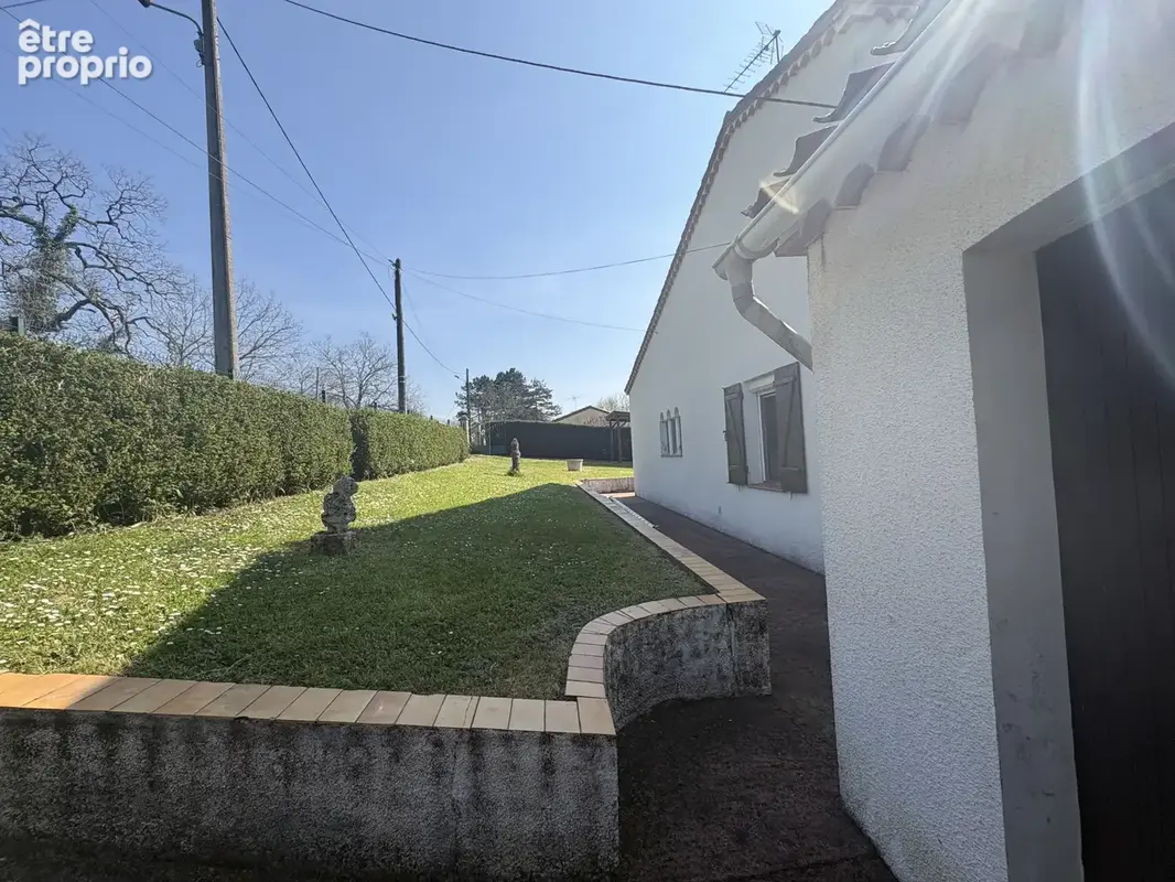 Villa avec piscine sur parc arboré de 2 000 m2   À deux pas du centre de Fumel - photo 24