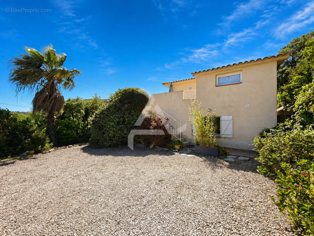Maison à PORTO-VECCHIO