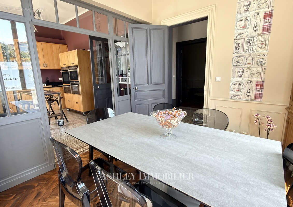 À vendre - rare maison charme 1930 - spa - jardin - 5 chambres - nieul-sur-mer - photo 11