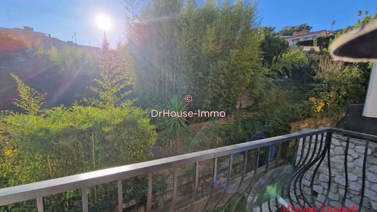 Appartement à MANDELIEU-LA-NAPOULE