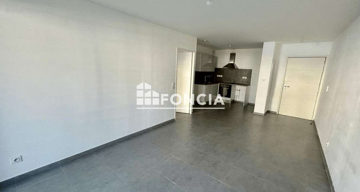 Appartement à MARSEILLE-8E