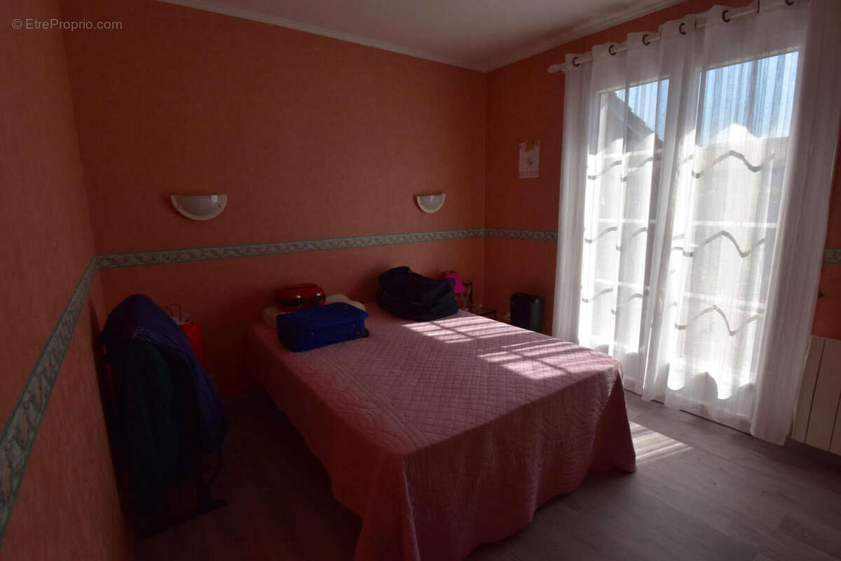 DSC_0049 - Maison à LA COURONNE