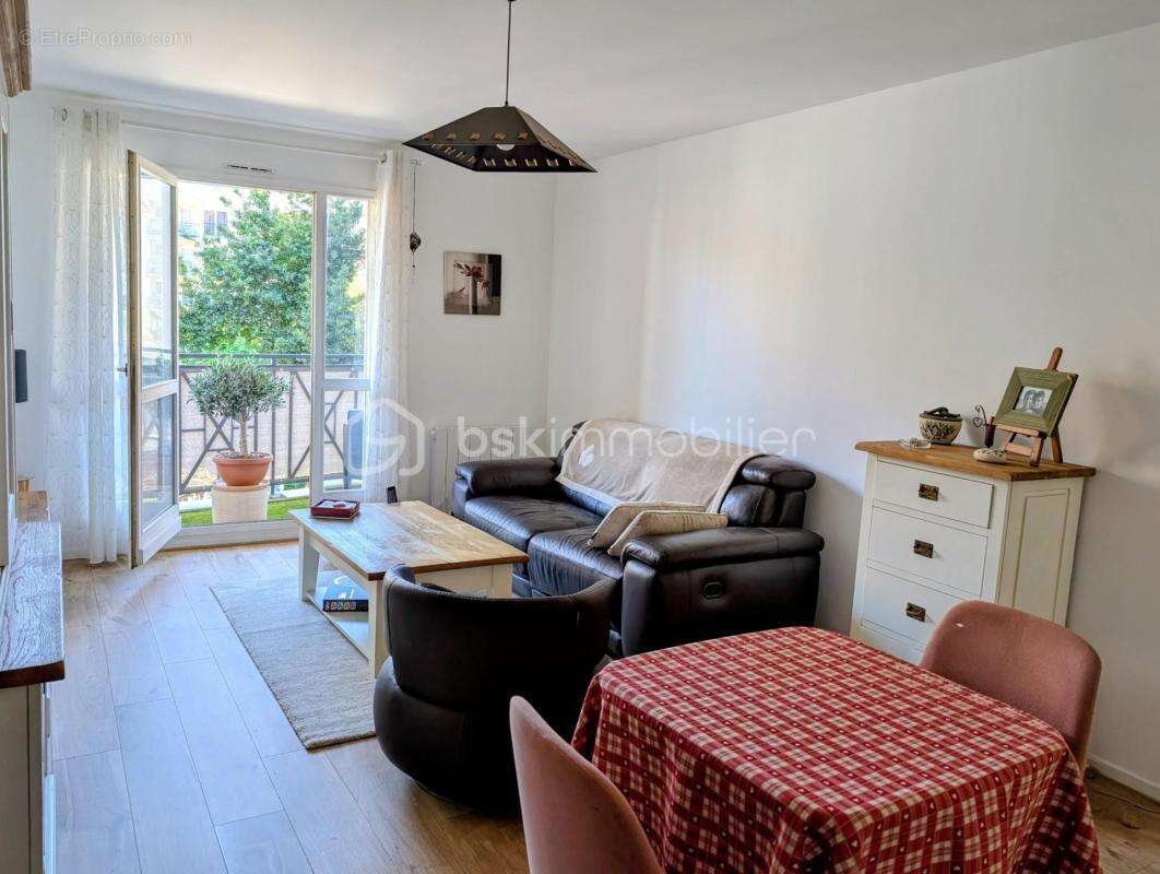 Appartement à JUVISY-SUR-ORGE