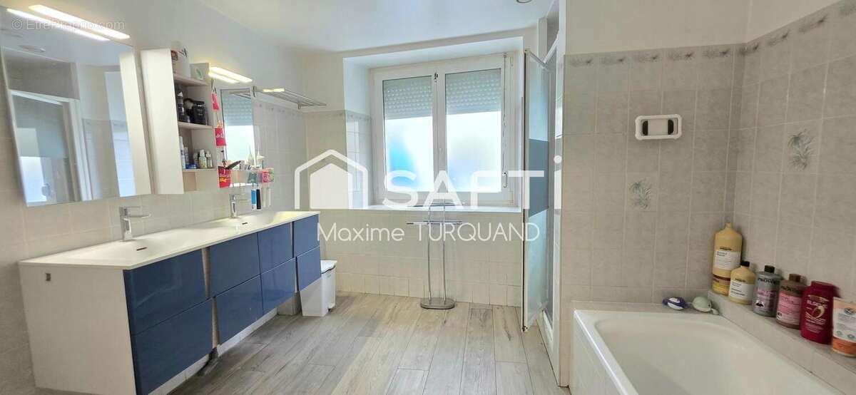 Maison 131 m² à Antigny  - photo 8
