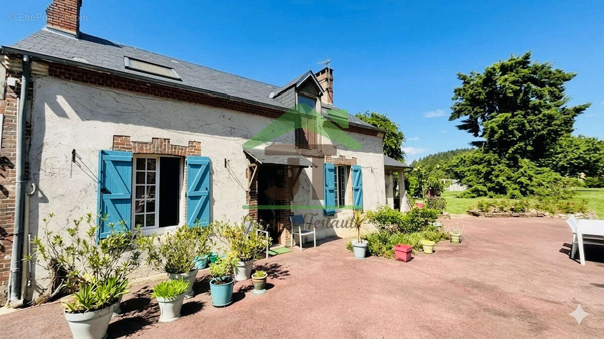 Maison à CLOYES-SUR-LE-LOIR
