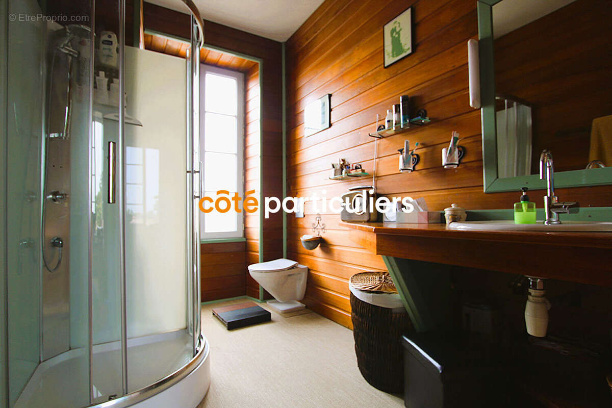 Maison à VOUILLE-LES-MARAIS