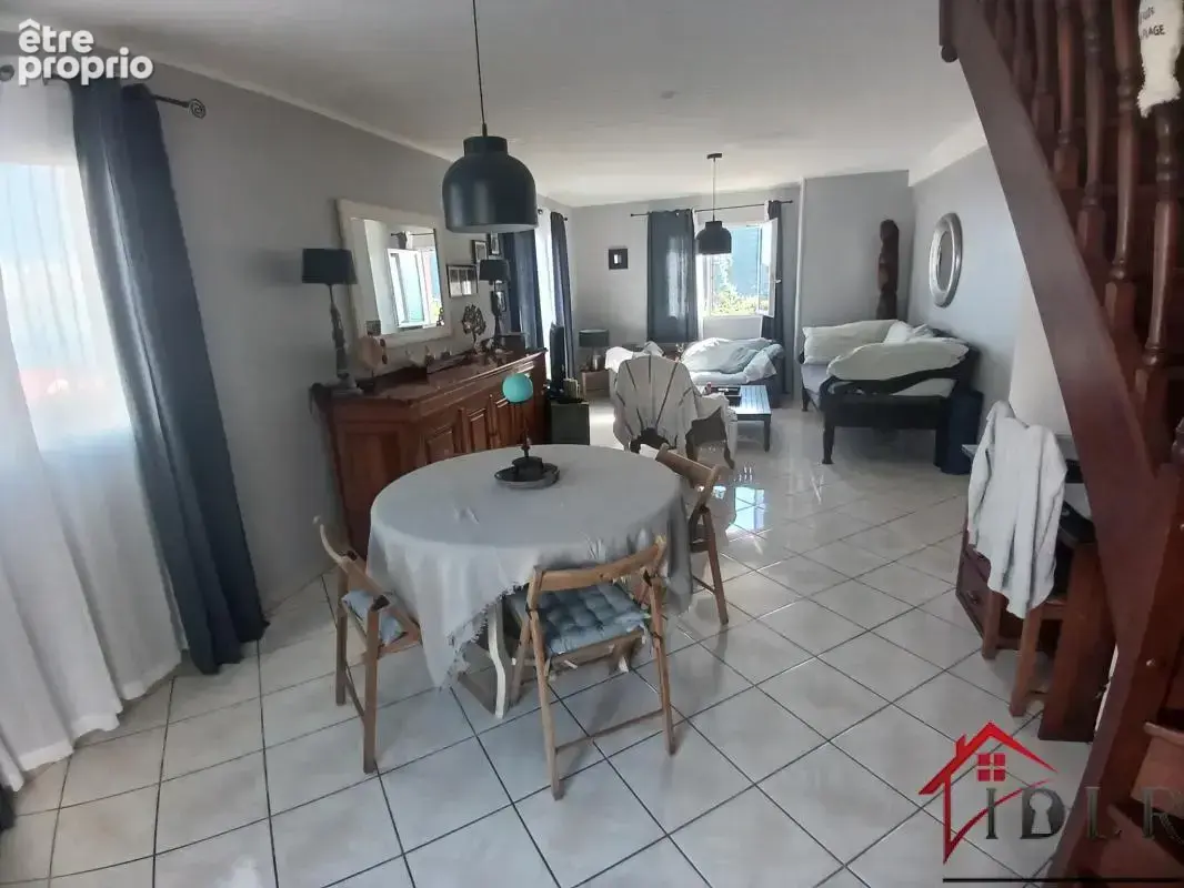 Ensemble immobilier de 269 m2 sur 800 m2 de terrain à Dos d' - photo 12