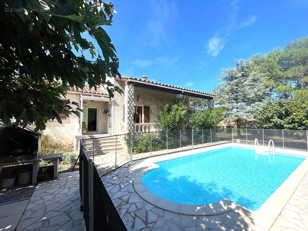 Maison à JONQUERETTES