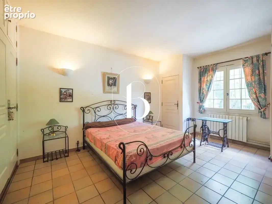 Méjannes-le-Clap  Propriété sur 9 000 m² de terrain arboré avec piscine - photo 22