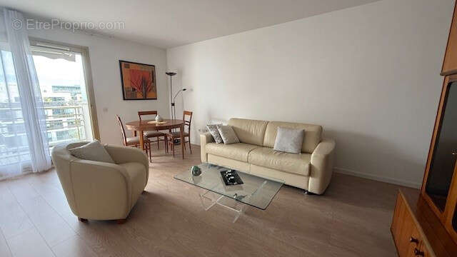 Appartement à LEVALLOIS-PERRET