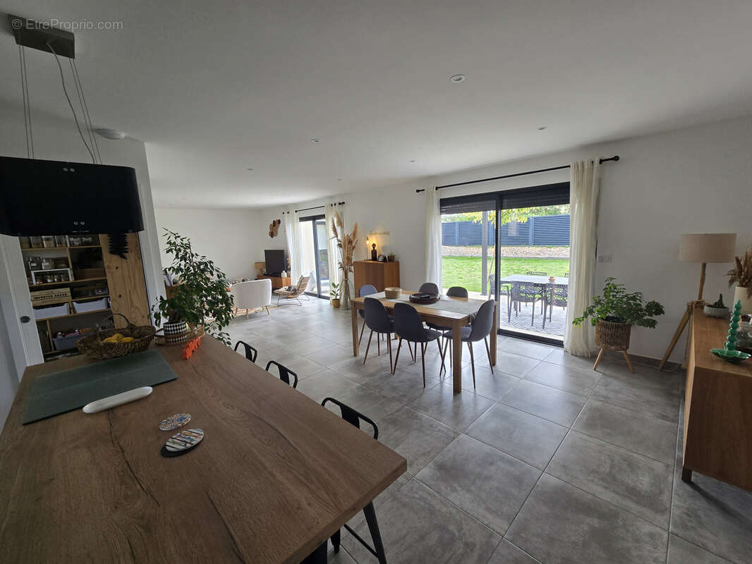 Maison à MOURS-SAINT-EUSEBE