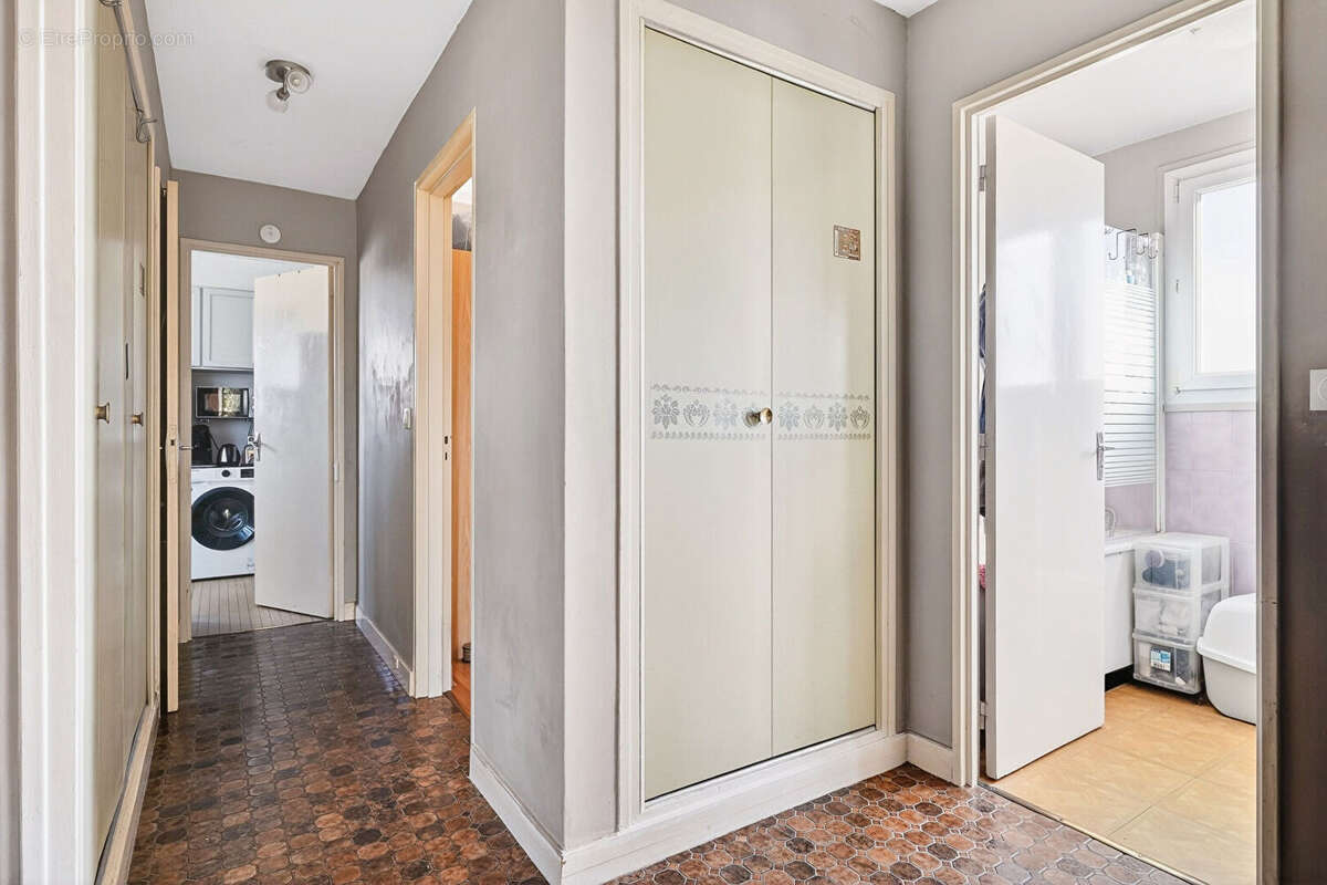 Appartement à ROSNY-SOUS-BOIS
