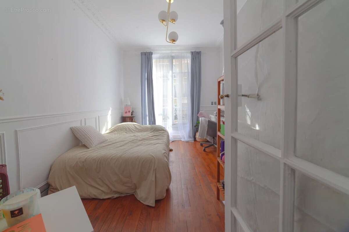 Appartement à PARIS-12E