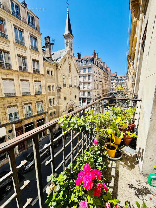 Appartement à LYON-6E