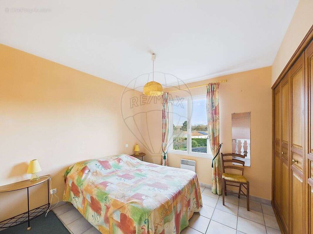 Maison à LES MATHES