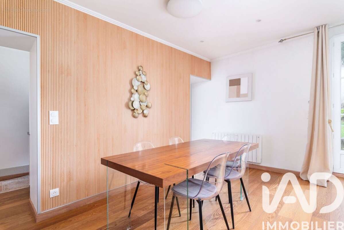 Photo 6 - Appartement à NEUVILLE-SUR-SAONE