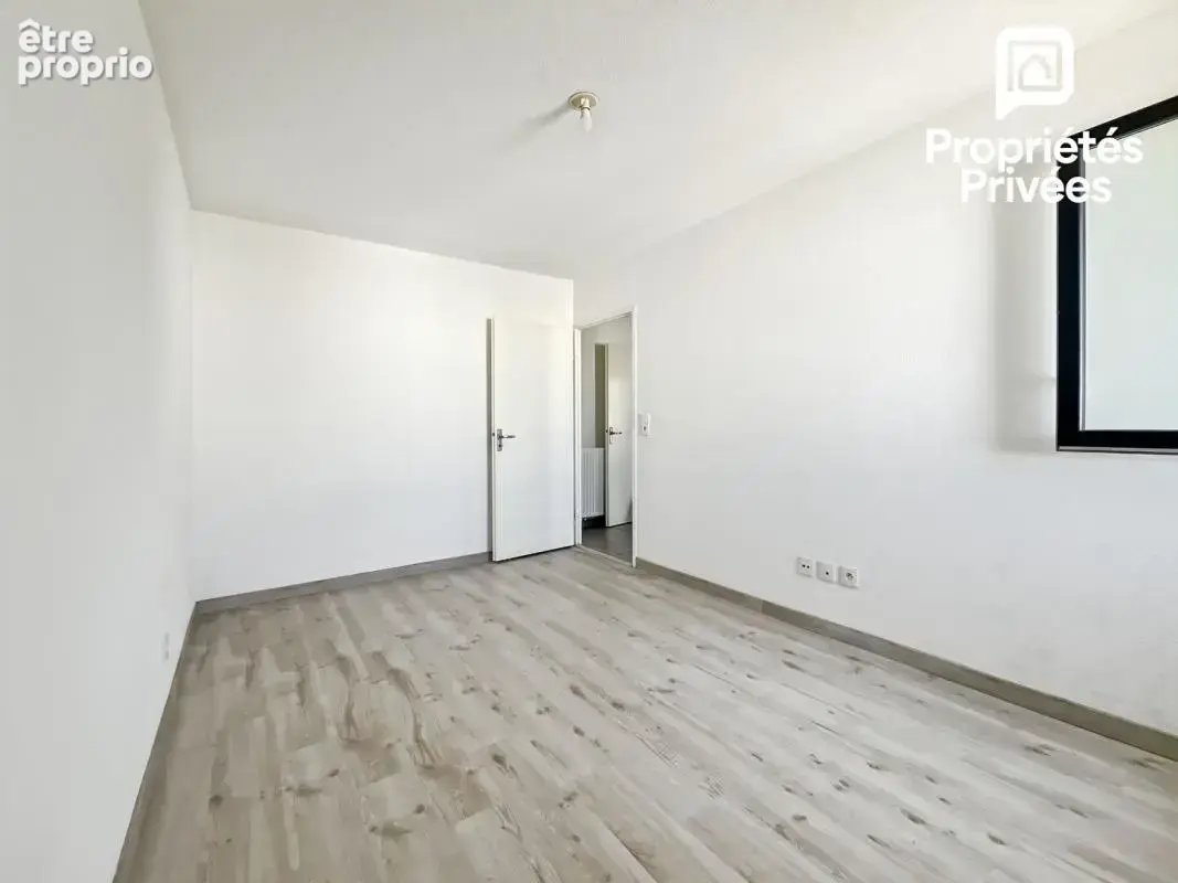 Appartement T3 avec terrasse dans une résidence sécurisée au coeur du quartier Courréjean à Villenave-d'Ornon - 63m² - 199 900 - photo 6
