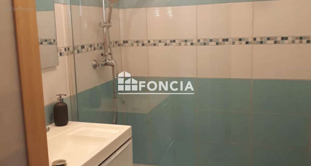 Appartement à MANDELIEU-LA-NAPOULE