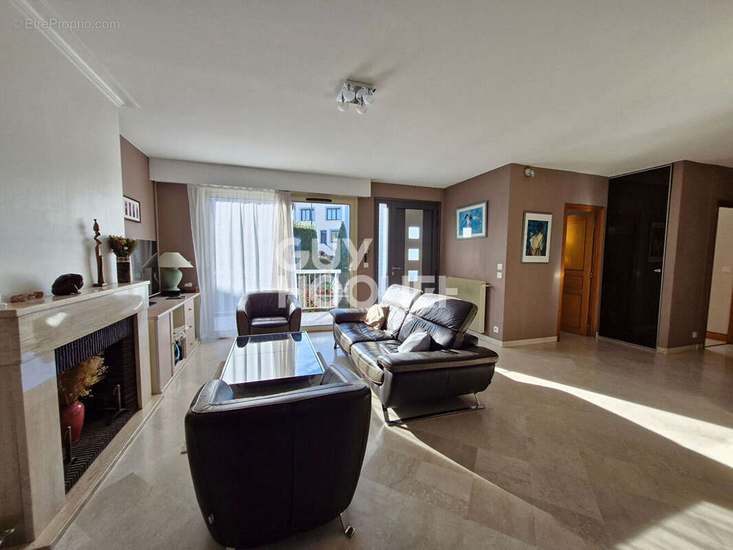 Maison à FONTENAY-SOUS-BOIS