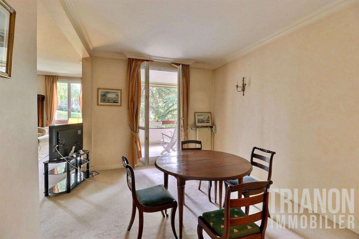 Appartement à LOUVECIENNES