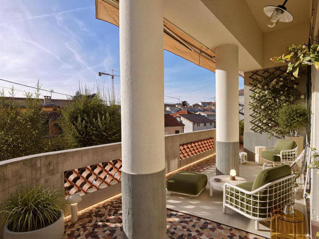   - Appartement à AUBENAS