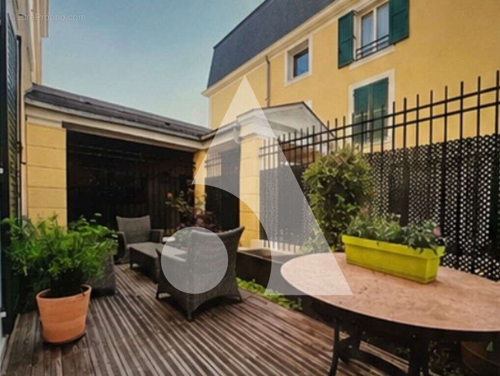 Appartement à SAINT-GRATIEN
