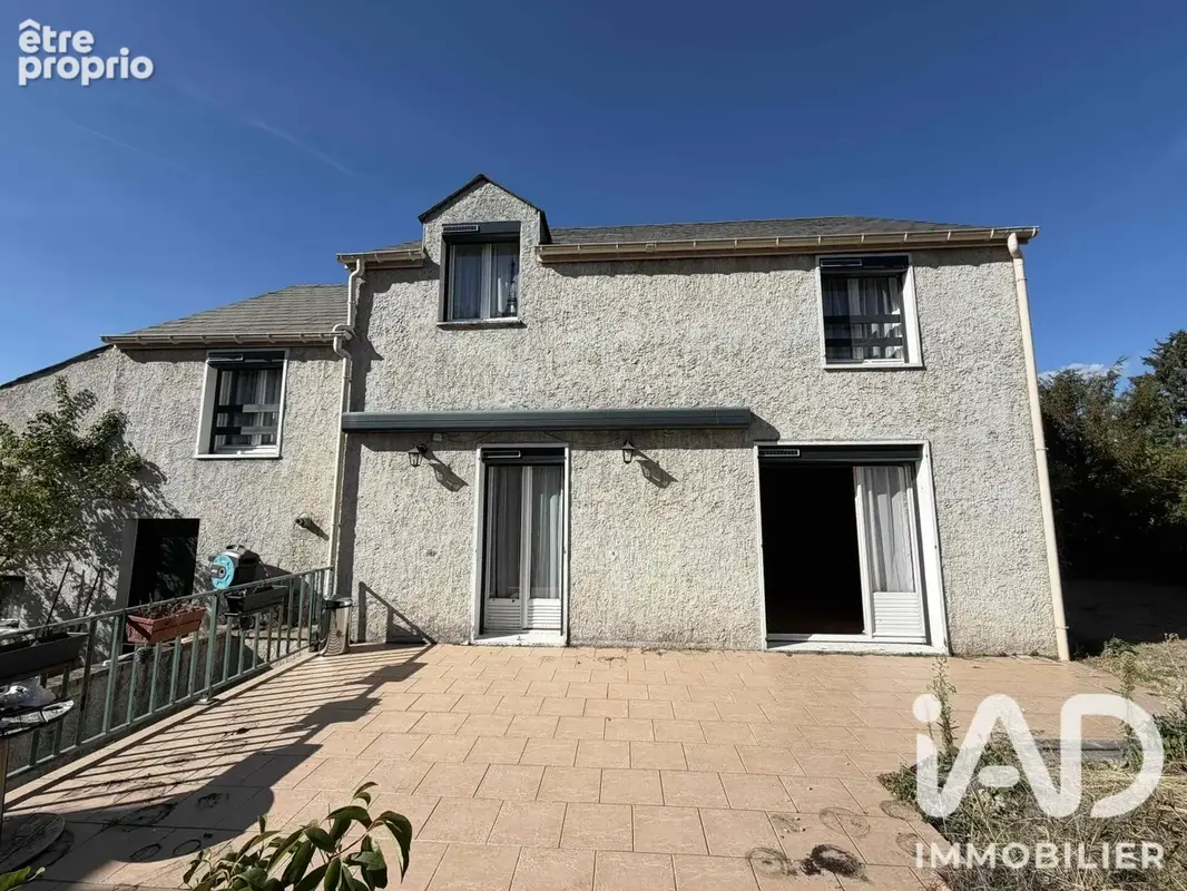 Photo 1 - Maison à SAINT-PIERRE-LES-NEMOURS
