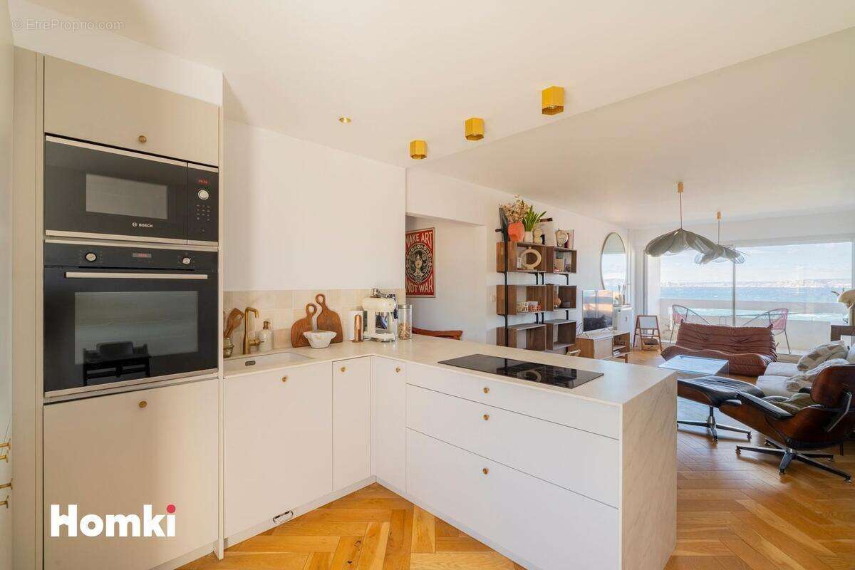 Appartement à MARSEILLE-8E