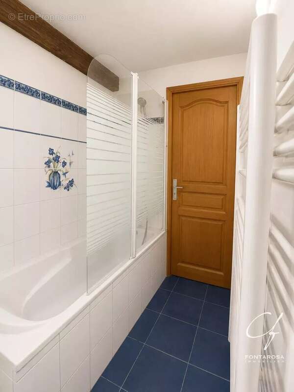 Maison  de  village  3 pieces  frejus-centre - photo 6